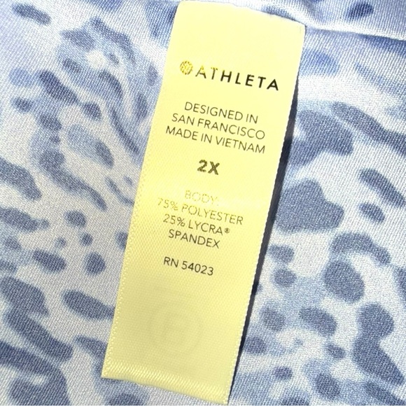 ATHLETA Elation 7” Printed Biker Short Liquid Petals Periwinkle Purple - 2X - Picture 5 of 12